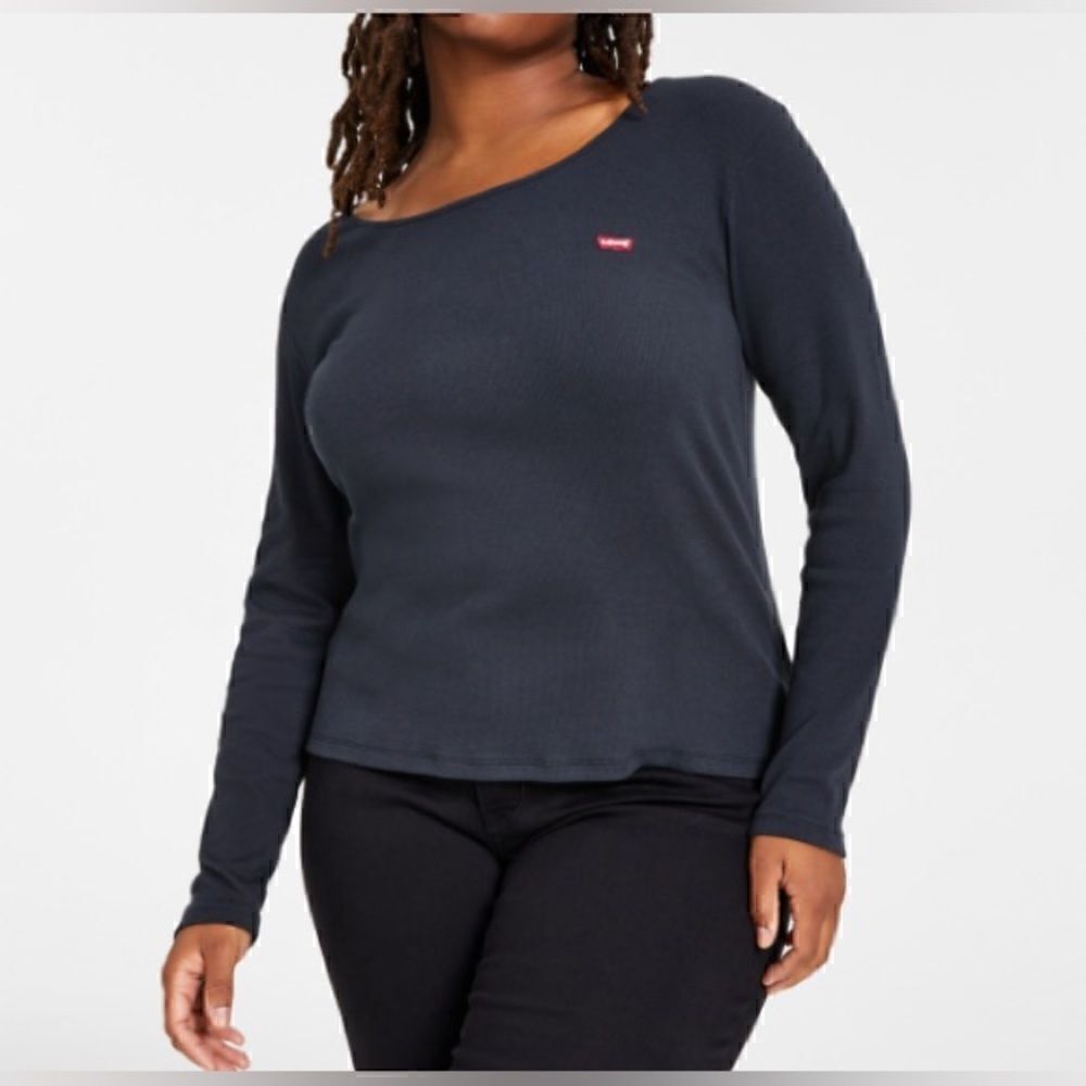 🆕 Levi’s Women’s Black Honey Long Sleeve Top size 1X